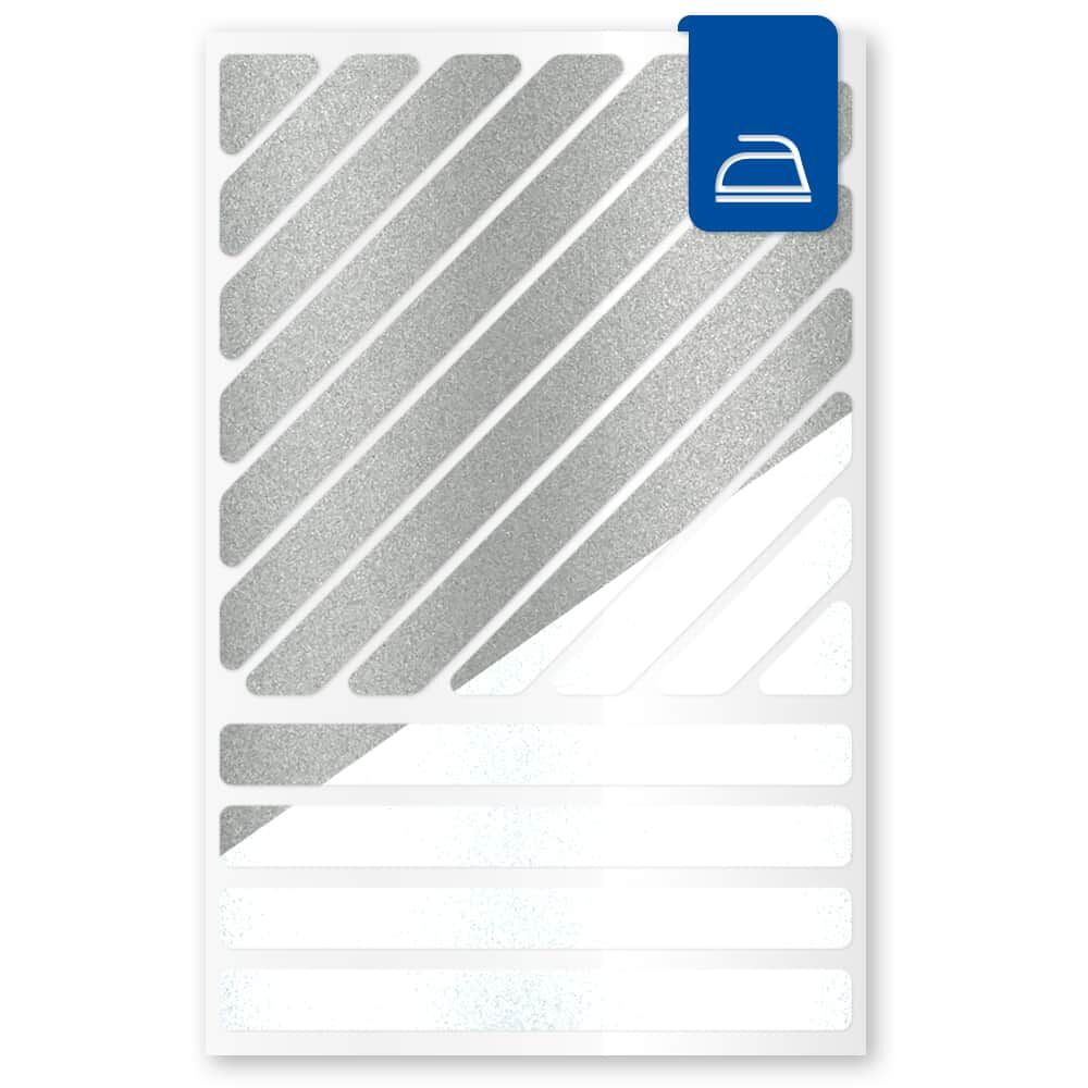 Bogen schmaler, silberner Metallic-Reflexstreifen zum Aufbügeln auf Textilien.