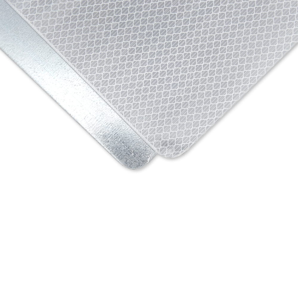 Detail: überlappende Tafelecken, Folie und Trägerplatte