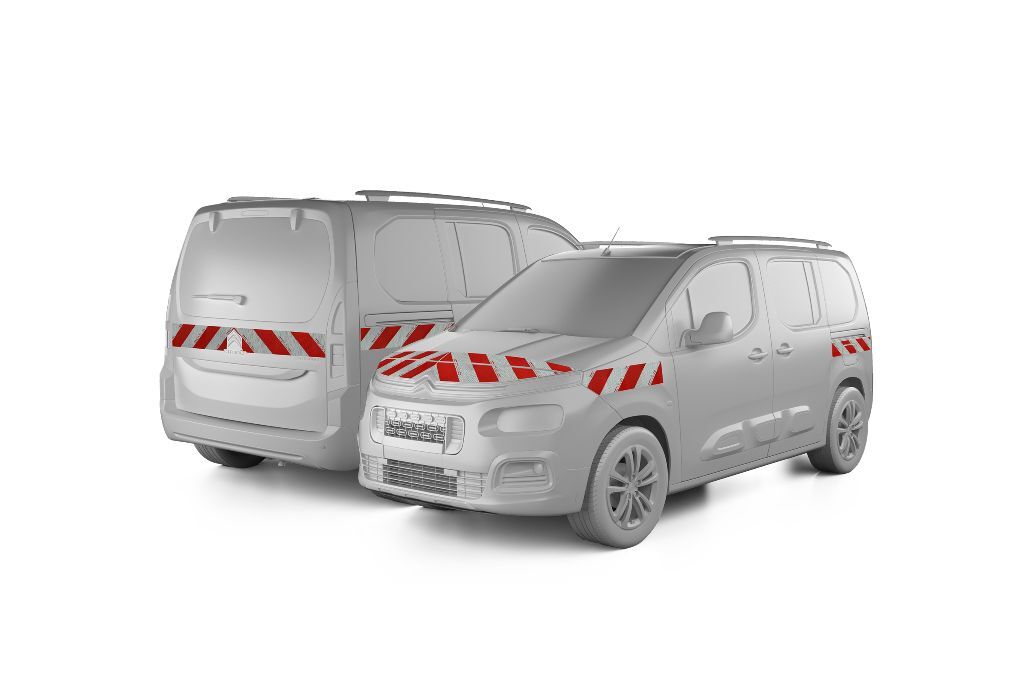 Citröen Berlingo III mit Komplettwarnmarkierungssatz, Baujahr 2018