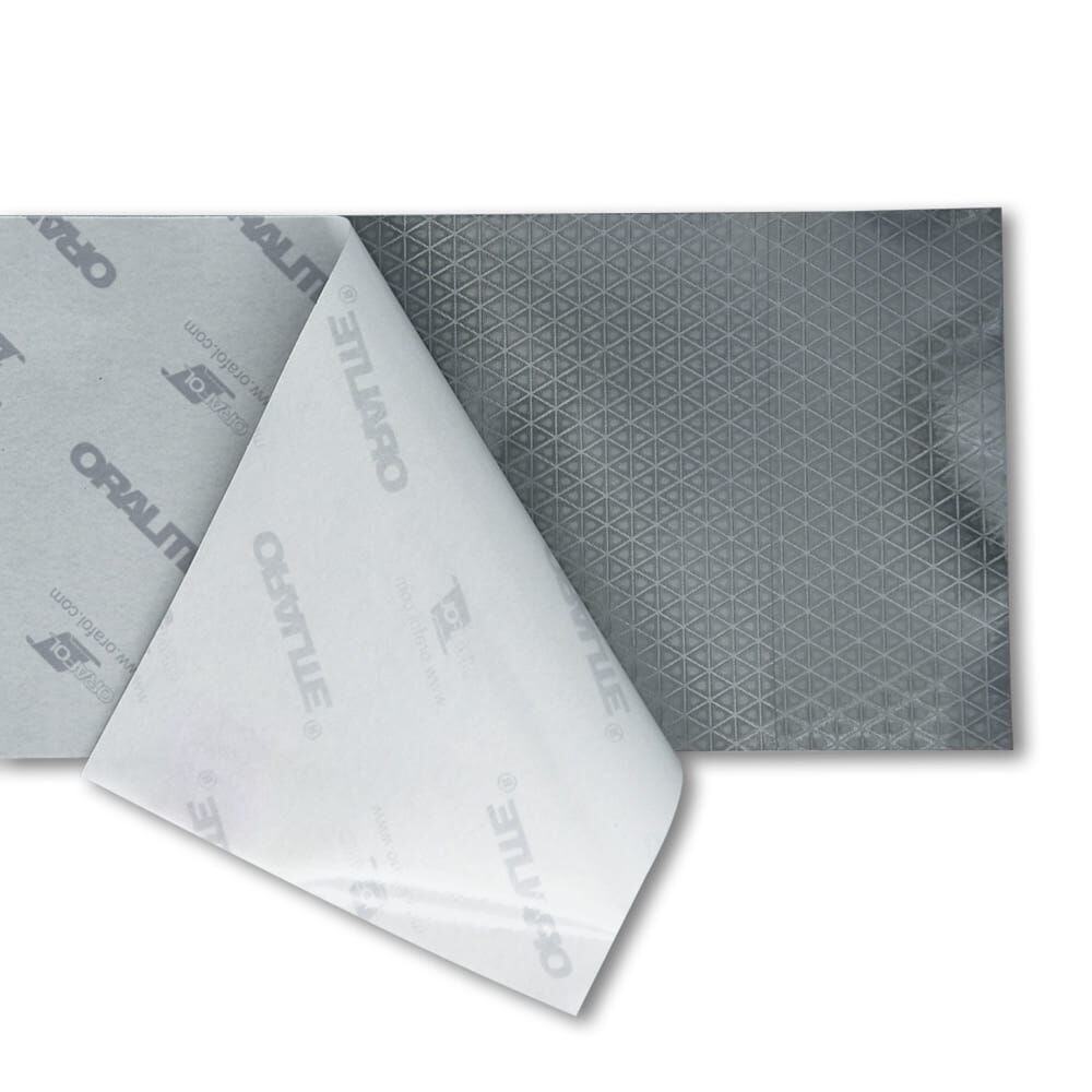 ORALITE 5931M Chevron-Streifen, Kleberückseite mit abgezogener Schutzfolie