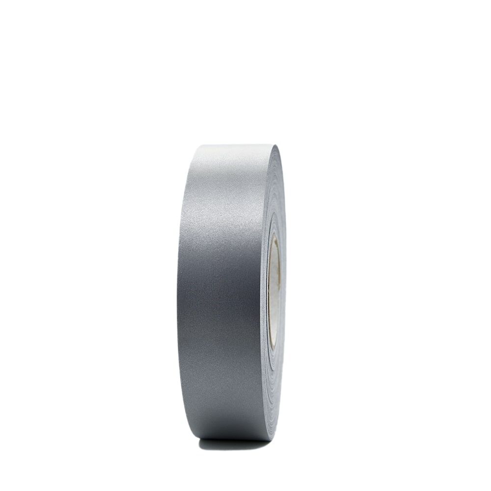 Frontale Ansicht der 100 m 3M Scotchlite 8925 Reflexgewebe-Rolle, silber. Rollenbreite 50,8 mm