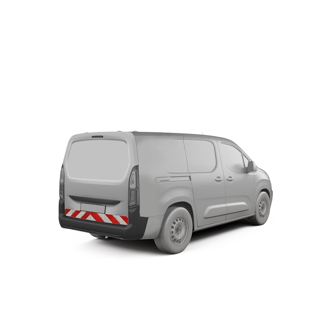 Peugeot Rifter/E-Rifter in Variante L2 mit Heckmarkierung, Baujahr 2024