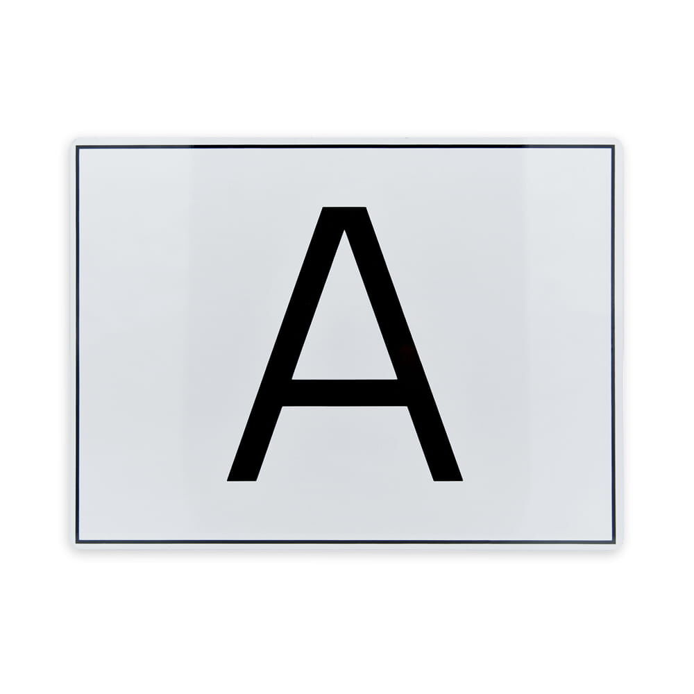 A-Tafel Aluminium starr, Produktfoto frontal mit schwarzer Randlinie.