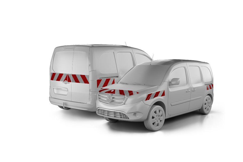 Mercedes Citan W 415 in Front- und Heckansicht mit Komplettwarnmarkierungssatz, Baujahr 2015