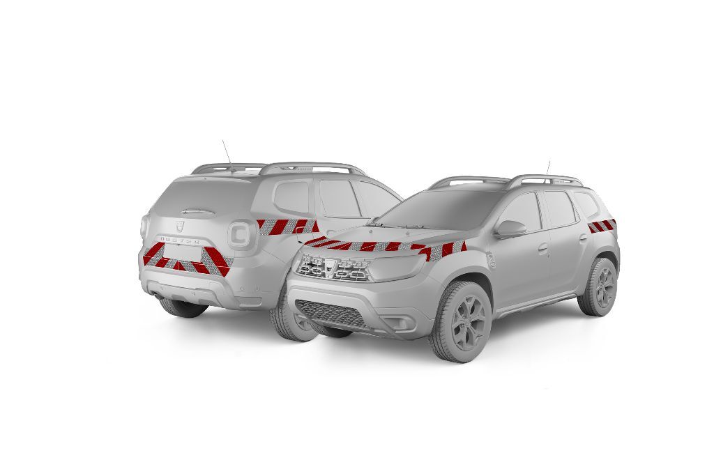 Dacia Duster II mit Komplettwarnmarkierungssatz, Baujahr 2018