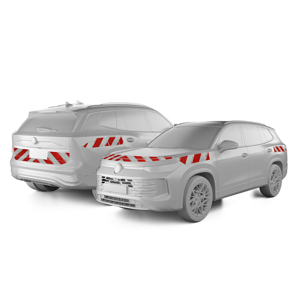 VW Tayron in Front- und Heckansicht mit Komplettwarnmarkierungssatz, Baujahr 2025