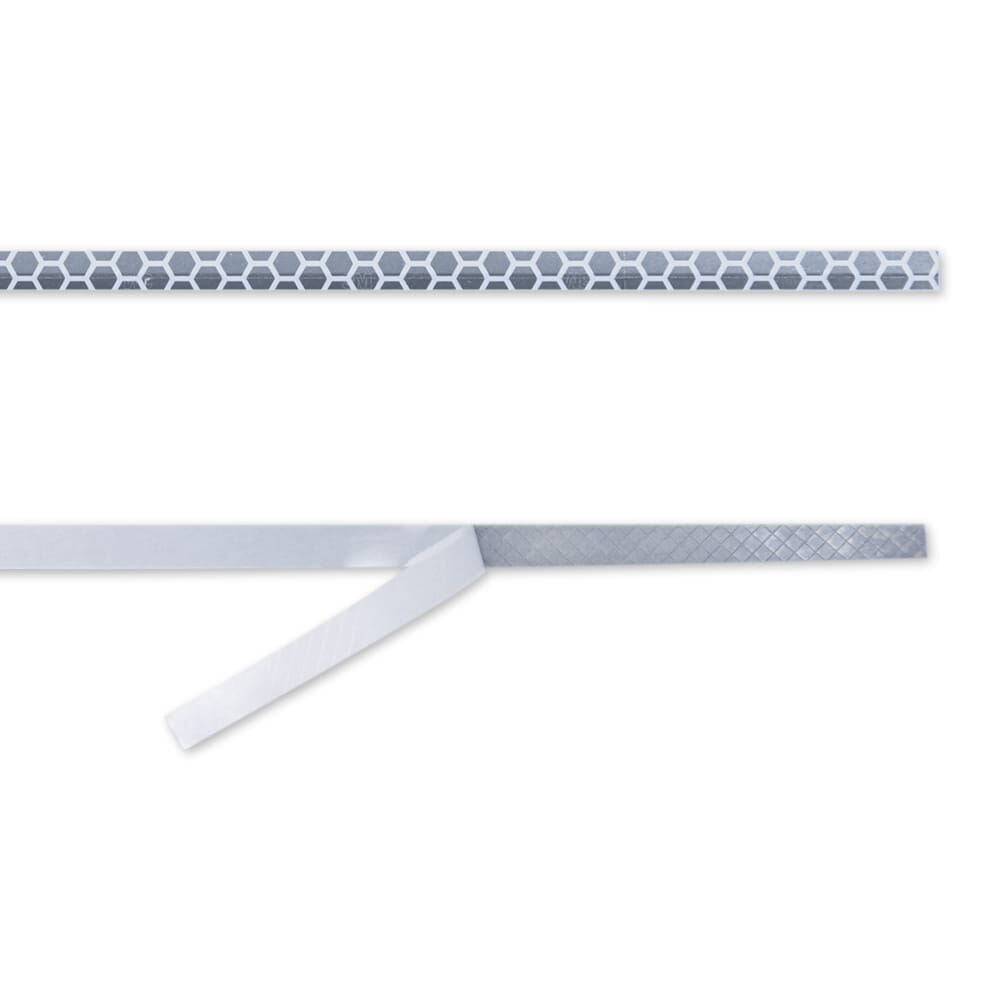 3M Reflexband 823i weiß, 5 mm Streifen der Vorder- und Rückseite