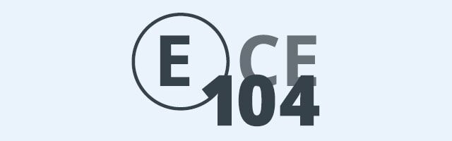 ECE-Regelung 104 Das Logo der ECE-Norm 104 in schwarz auf hellblauem Hintergrund.