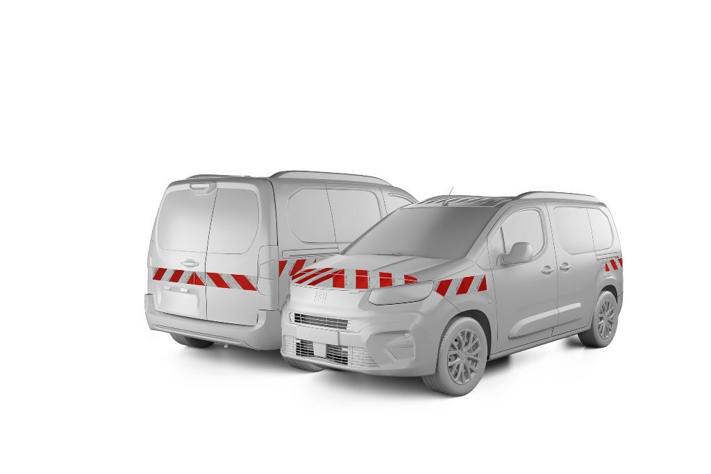 Fiat Doblo L1 mit Komplettwarnmarkierungssatz, Baujahr 2024