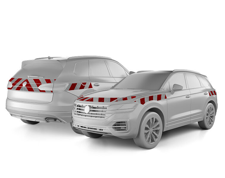 VW Touareg III in Front- und Heckansicht mit Komplettwarnmarkierungssatz, Baujahr 2018