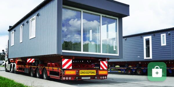 Warntafel Ueberlaenge Ueberbreite am Fahrzeug