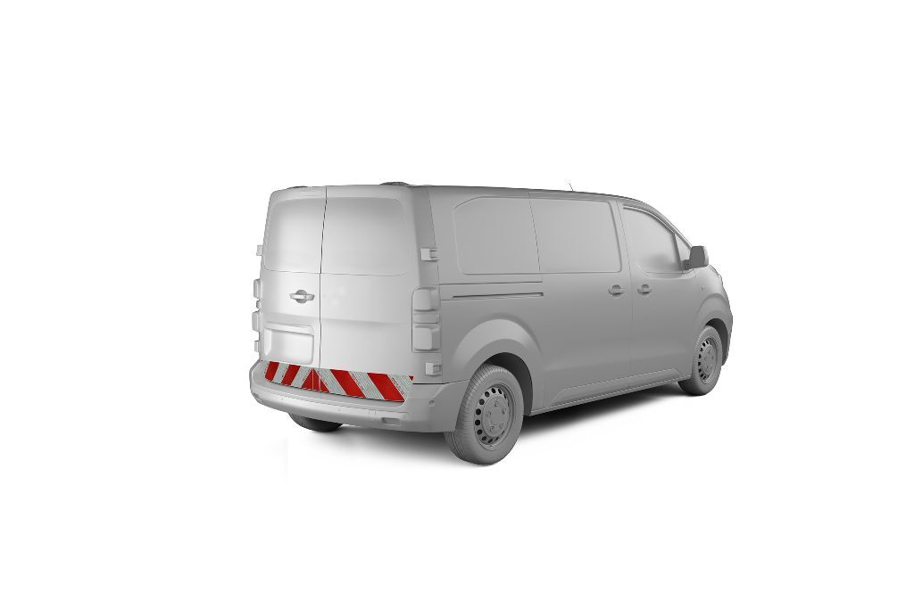 Fiat Scudo mit Hecktür, ausgestattet mit Heckwarnmarkierung, Baujahr 2021