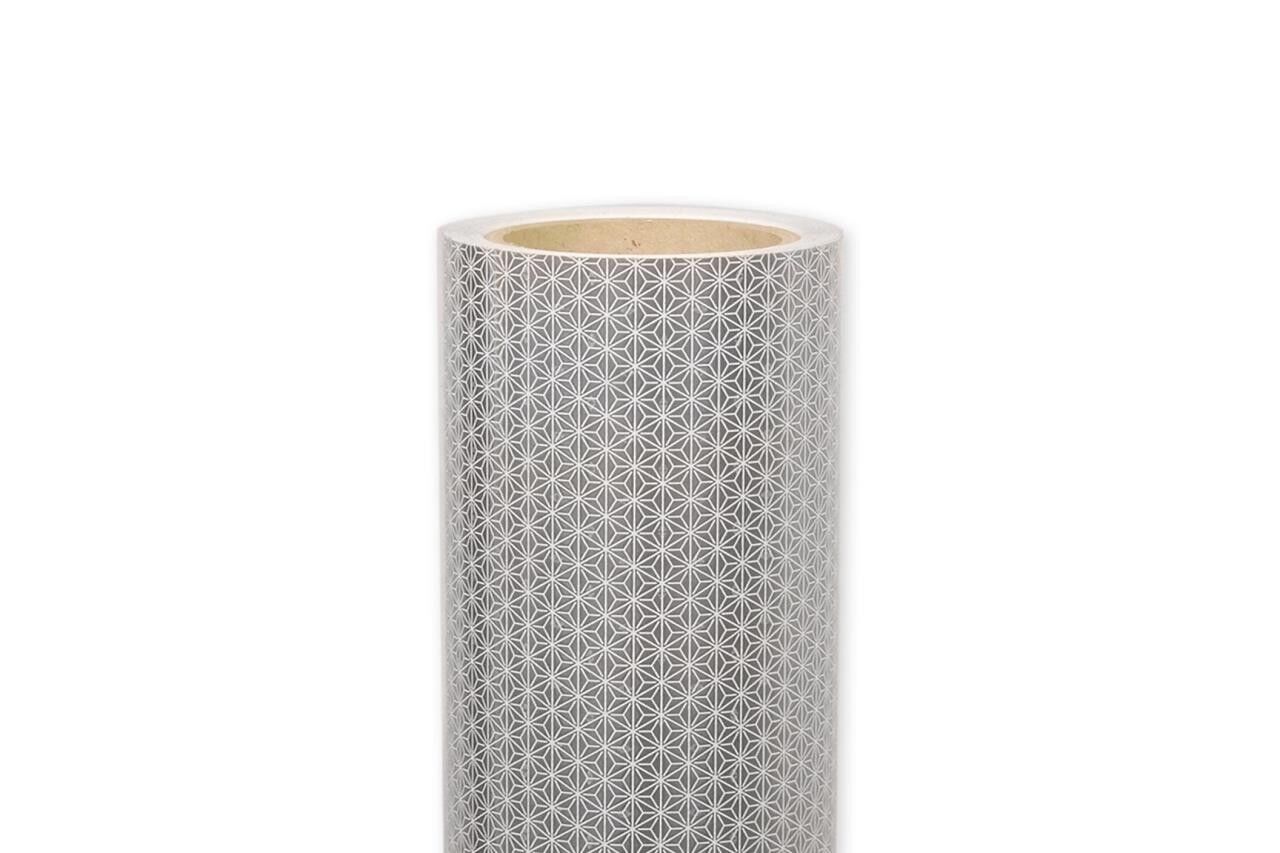 Weiße ORALITE VC 212 Reflexfolie, Rollenansicht mit feinem sternförmigem Muster, 770 mm