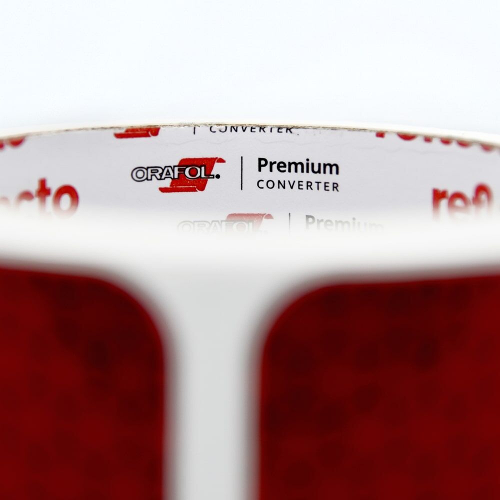 Innenkern mit ORAFOL Premium-Converter-Branding der Stickerrolle
