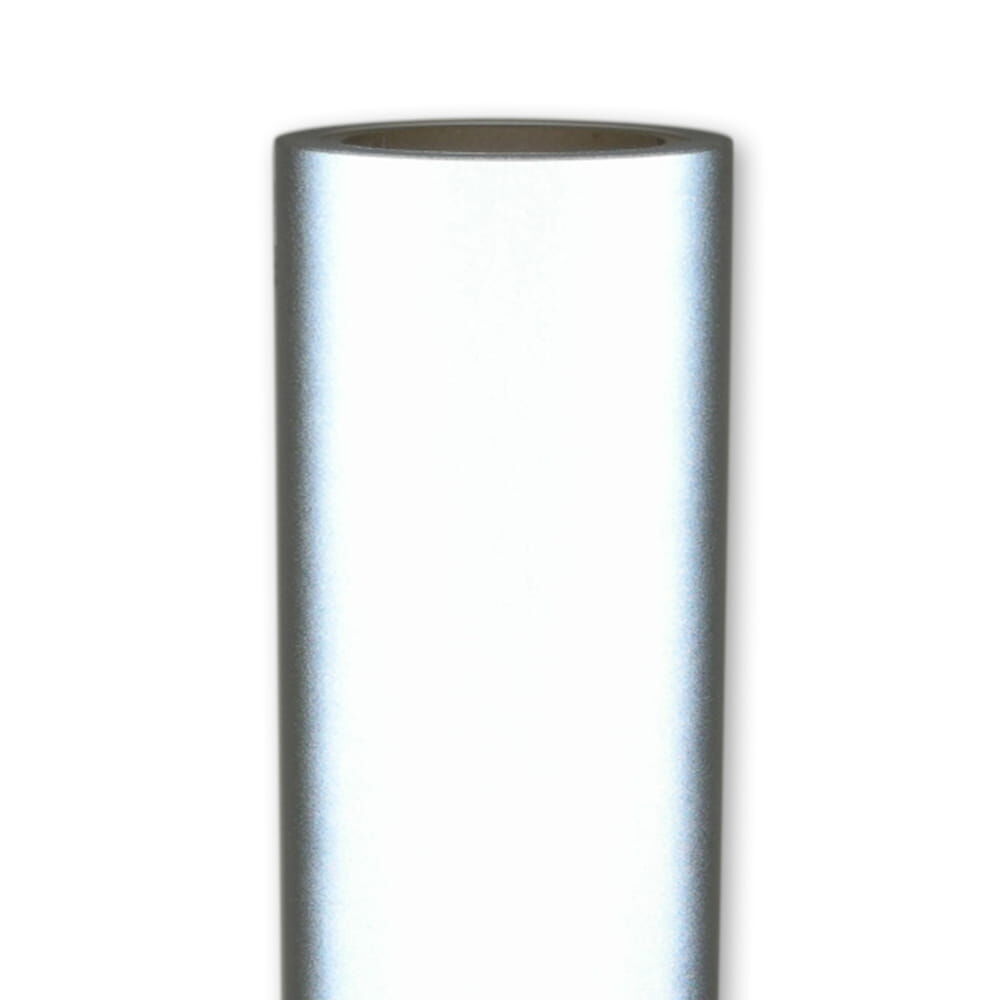 3M 7610 Hochreflexfolie Rolle, frontale Ansicht der stark weiß reflektierenden Oberfläche