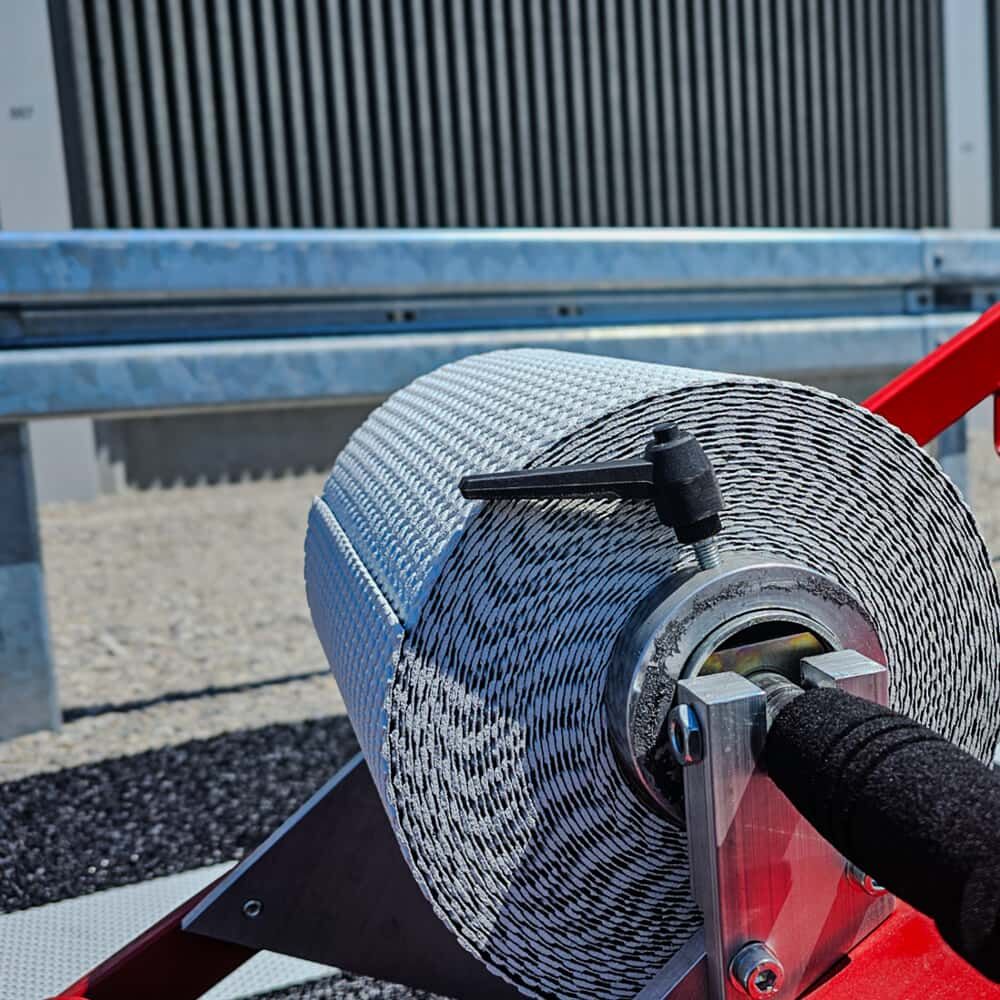 3M Folienverlegegerät MTA-II mit weißer Folienrolle, Seitenansicht