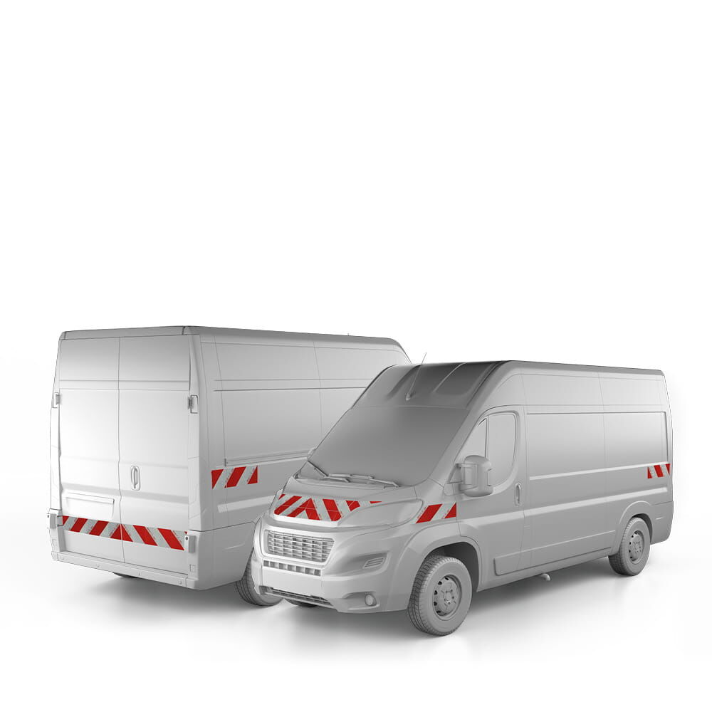 Peugeot Boxer in Front- und Heckansicht mit Komplettwarnmarkierungssatz, Baujahr 2014