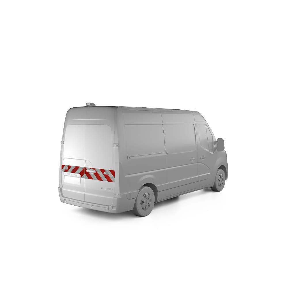 Renault Master mit Heckwarnmarkierung, Baujahr 2020
