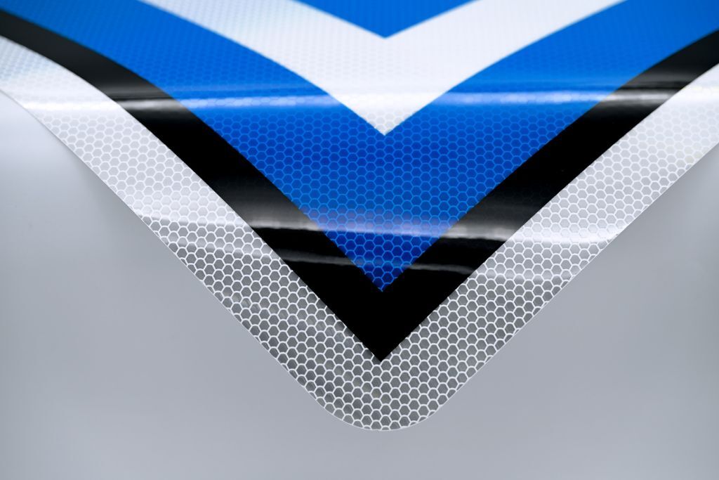 Detail des El 6 Signals mit flexibler selbstklebender Folie