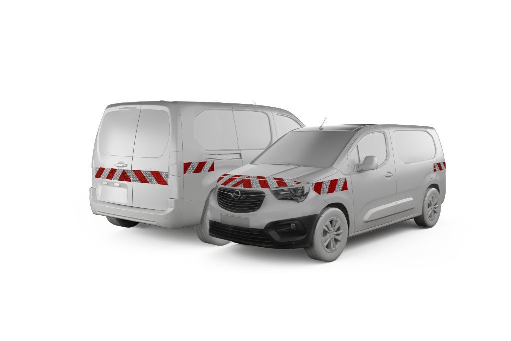 Opel Combo-e Cargo XL in Front- und Heckansicht mit Komplettwarnmarkierungssatz, Baujahr 2018