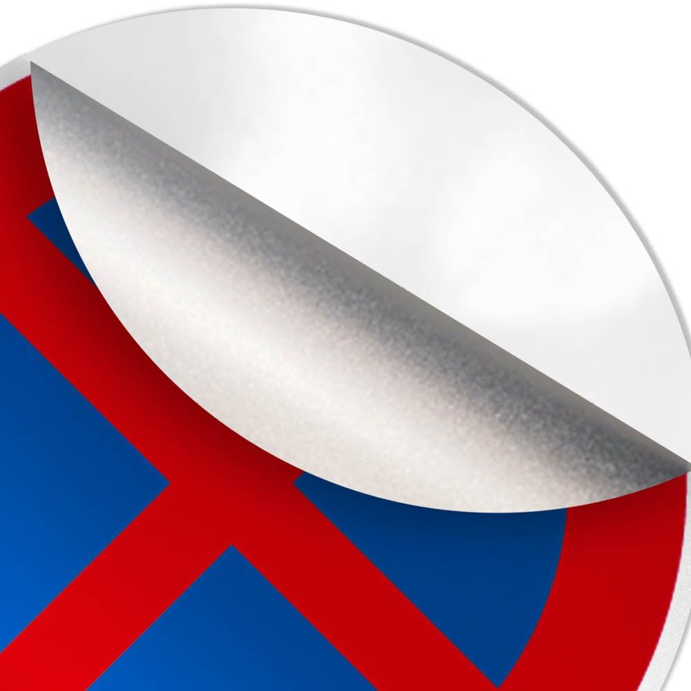 Detailaufnahme: abziehbare Reflexfolie am Halteverbot-Schild, Pfeil links