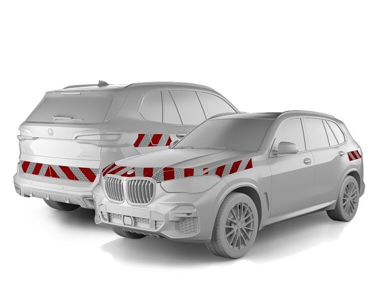 BMW X5 G05 in Front- und Heckansicht mit Komplettwarnmarkierungssatz, Baujahr 2018