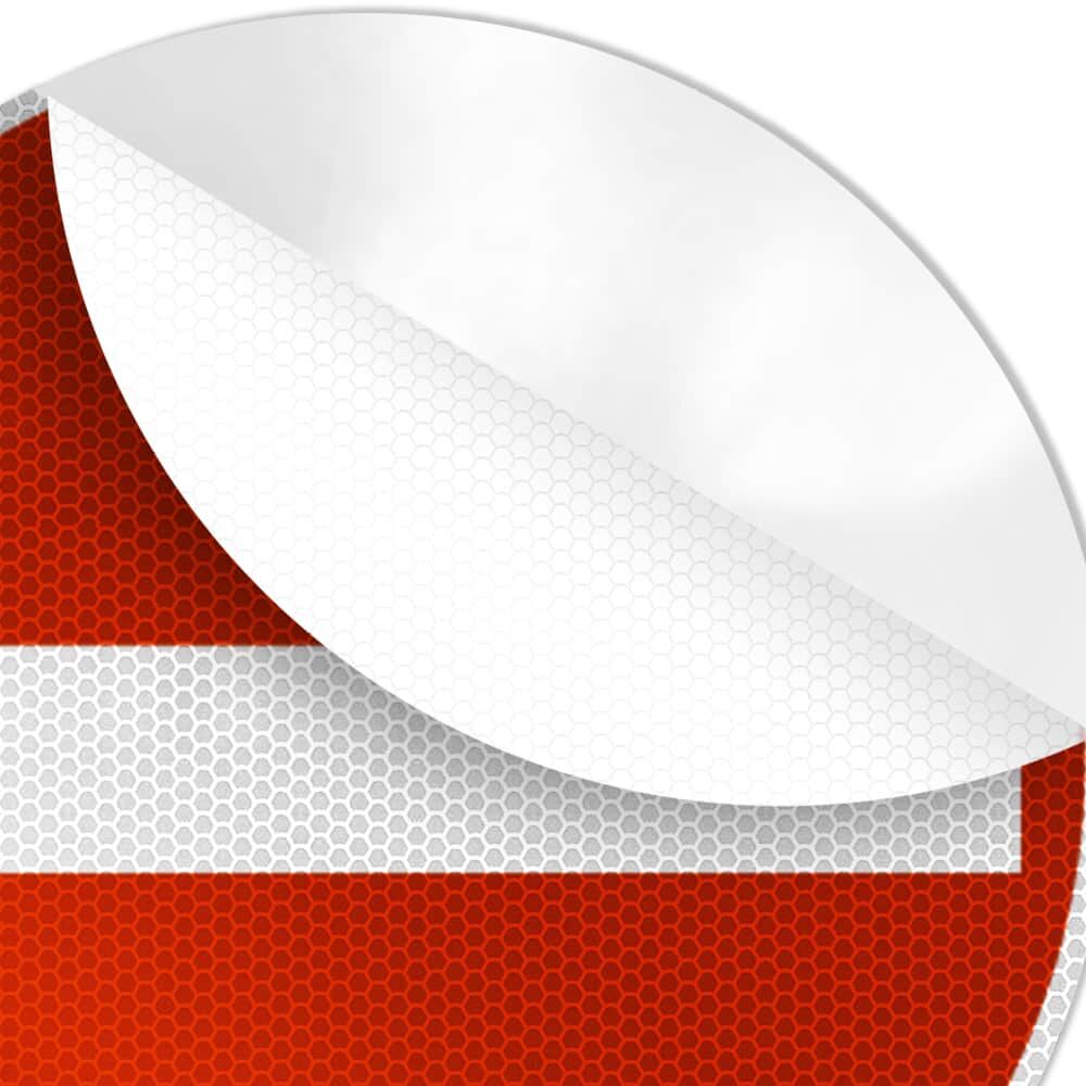 Detailansicht VZ 267 mit leicht abgezogener Ecke, Reflexoberfläche