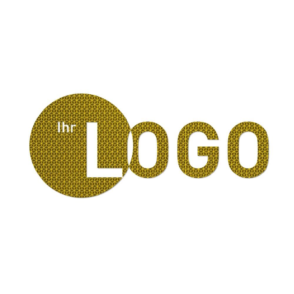 Retroreflektierender gelber LOGO-Schriftzug aus ORALITE VC 104 Konturmarkierung