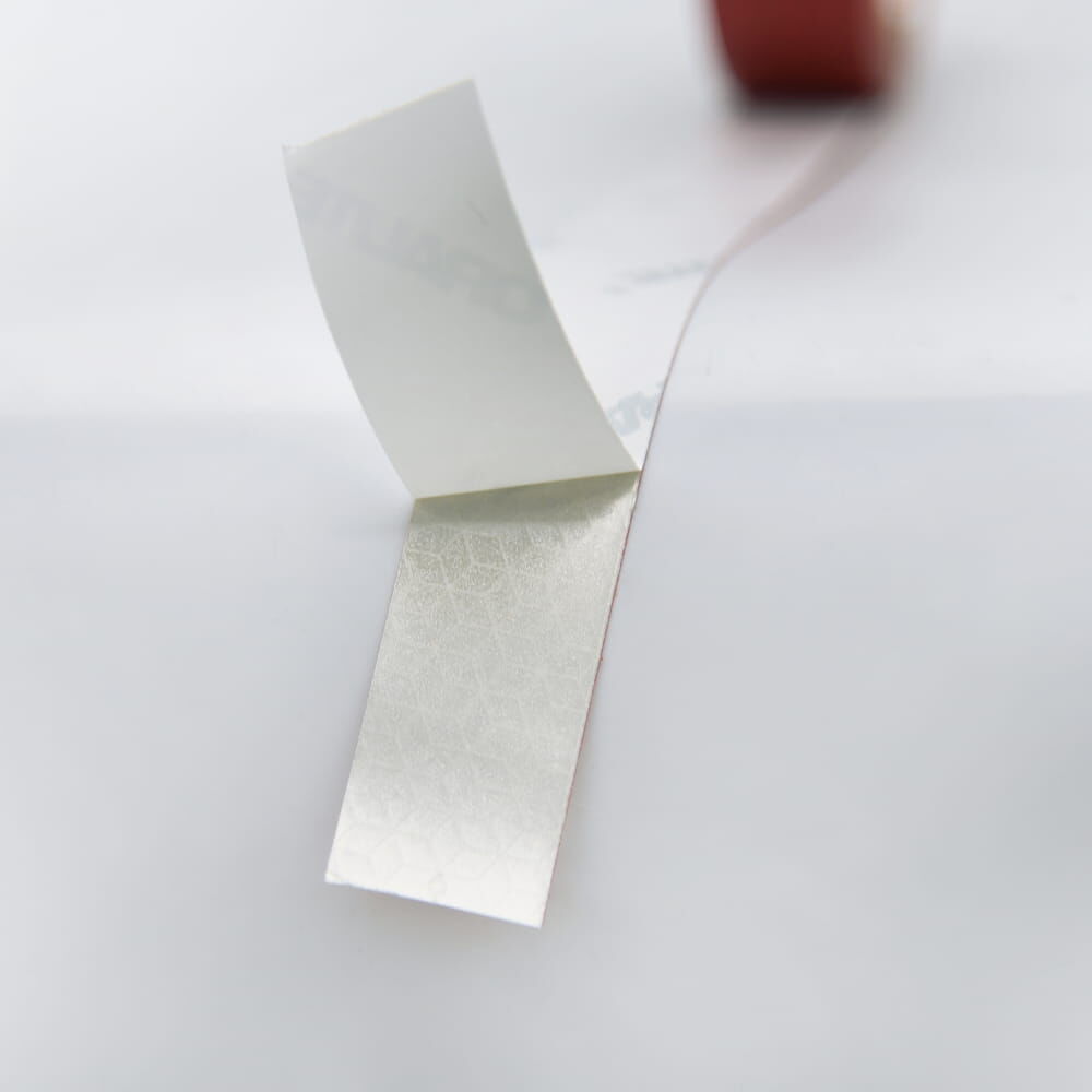 Detail: VC104+ RG Rot, Rückseite mit Abziehfolie