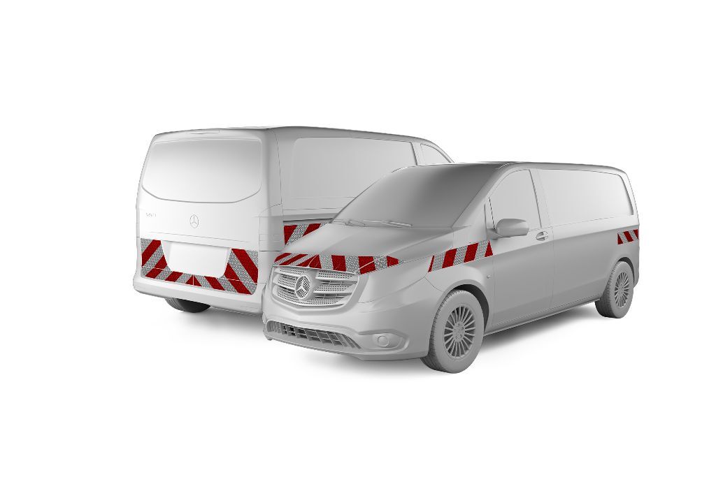 Mercedes Vito W447 mit Heckklappe, ausgestattet mit Komplettwarnmrkierungssatz, Baujahr 2014