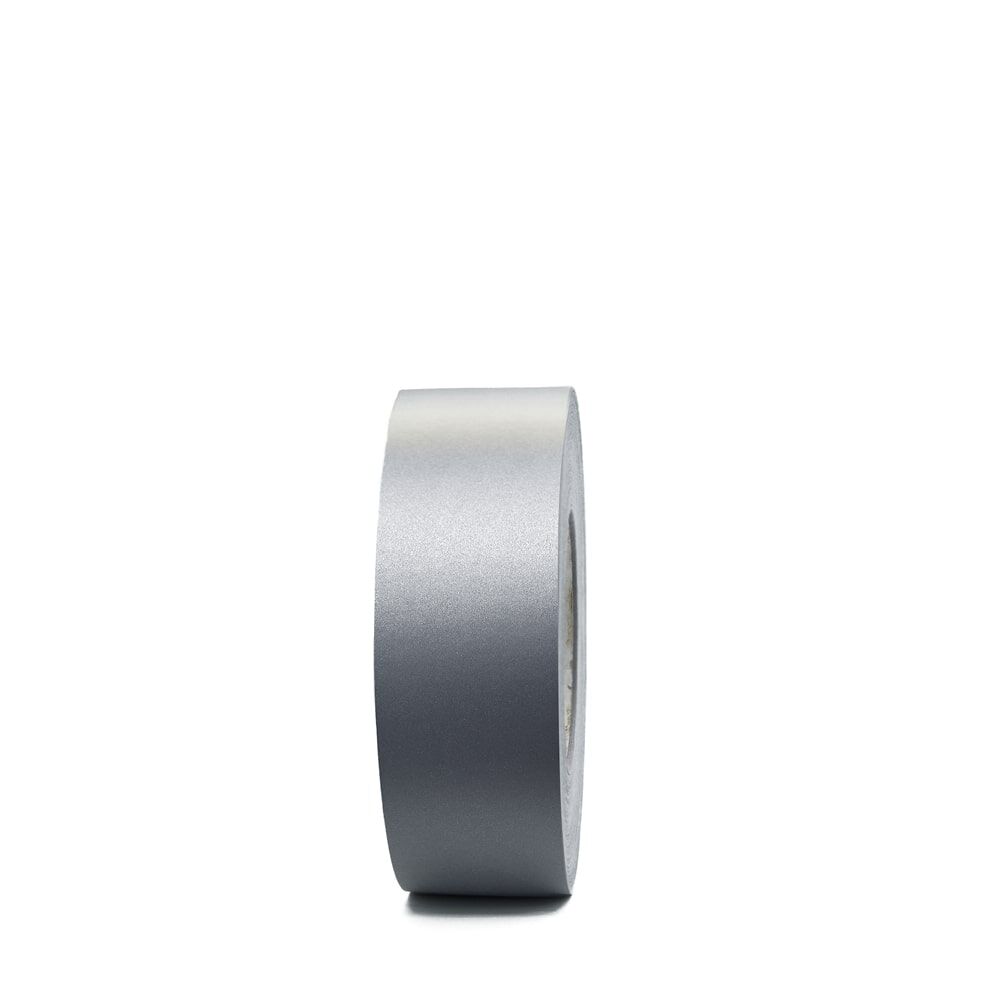 Frontale Ansicht der 50 m 3M Scotchlite 8925 Reflexgewebe-Rolle, silber. Rollenbreite 50,8 mm
