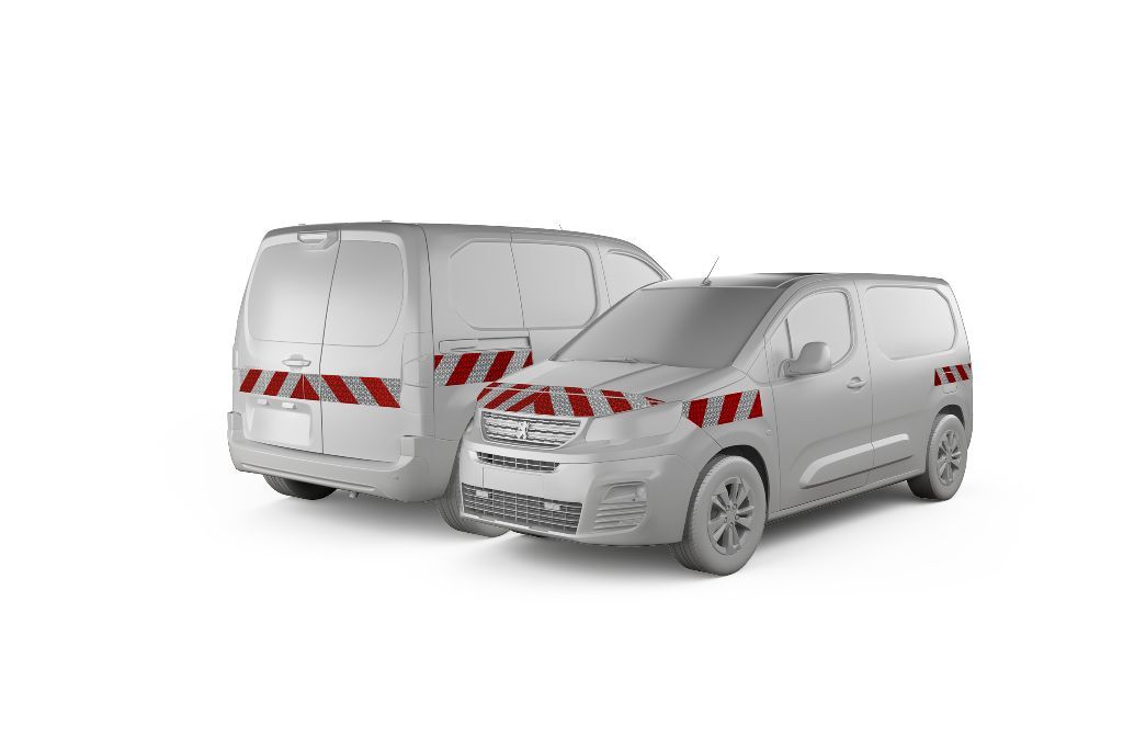 Peugeot (E-)Partner in Front- und Heckansicht mit Komplettwarnmarkierungssatz, Baujahr 2018