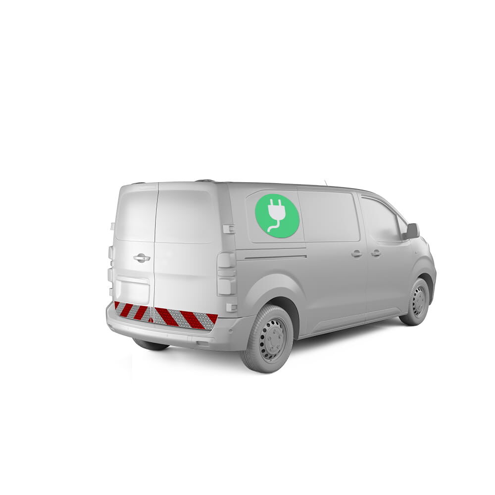Fiat E-Scudo mit Heckwarnmarkierung und  E-Plakette, Baujahr 2021