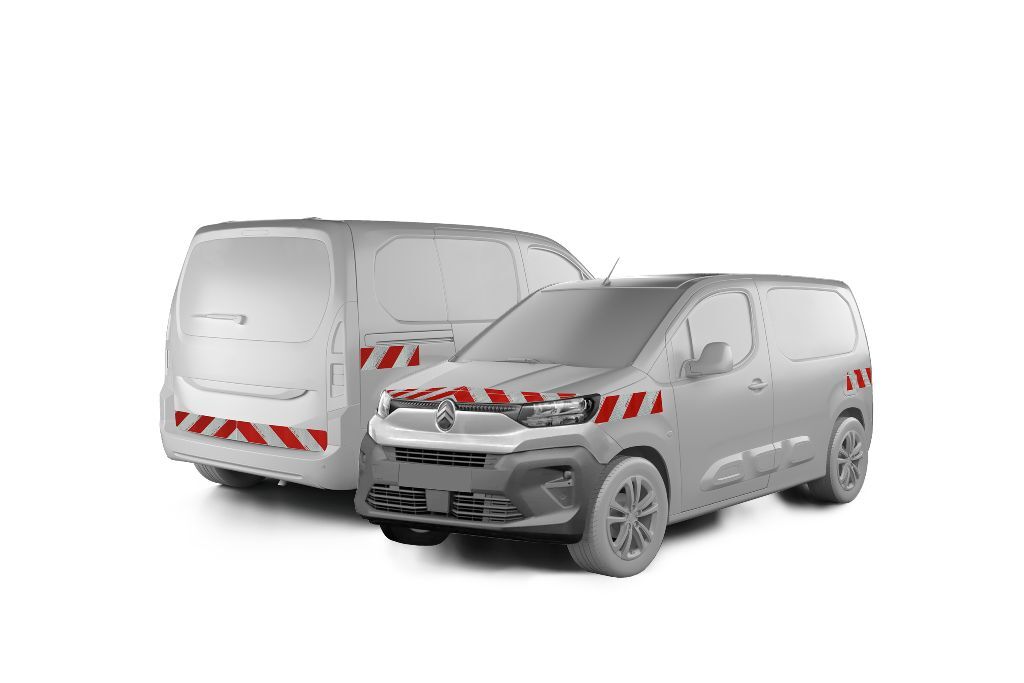 Citroen Berlingo in Variante L1 und Heckklappe mit Komplettwarnmarkierungssatz, Baujahr 2024