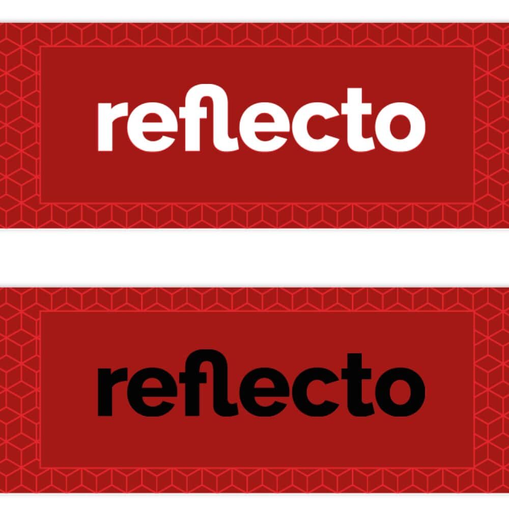 Zwei Designvarianten: weißes oder schwarzes reflecto-Logo auf rotem VC 104+ RG Label