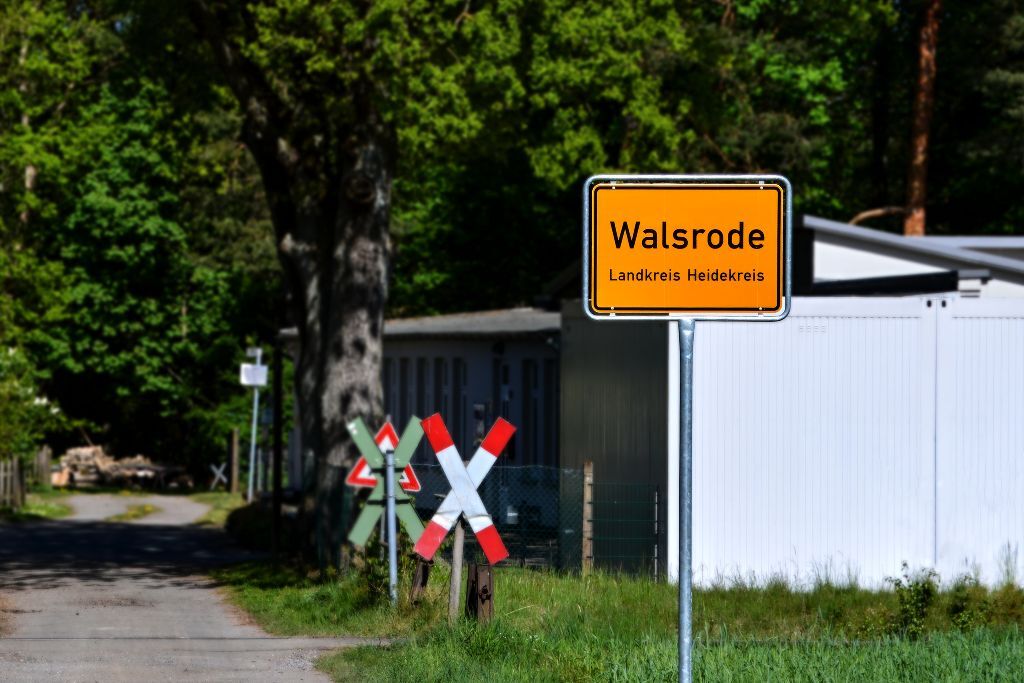 Ortstafel „Steingaden“, Beispiel für individuelle Beschriftung
