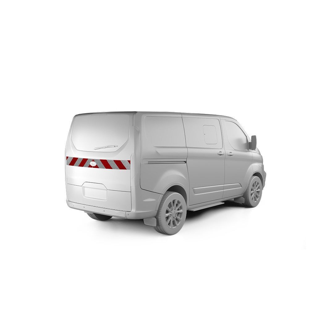 Ford Tourneo Custom mit Heckwarnmarkierung, Baujahr 2018