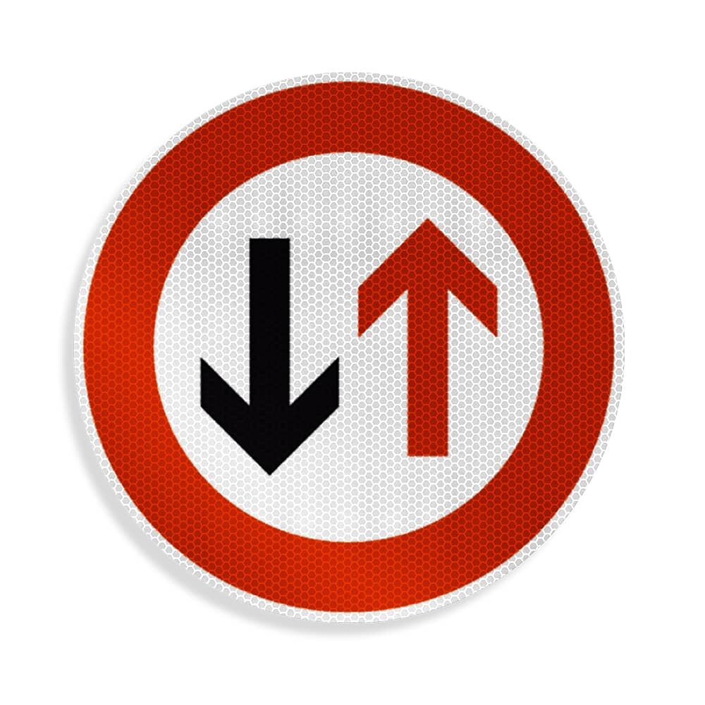 Rundes Verkehrszeichen 208: roter Rand, roter Pfeil hoch, schwarzer Pfeil runter