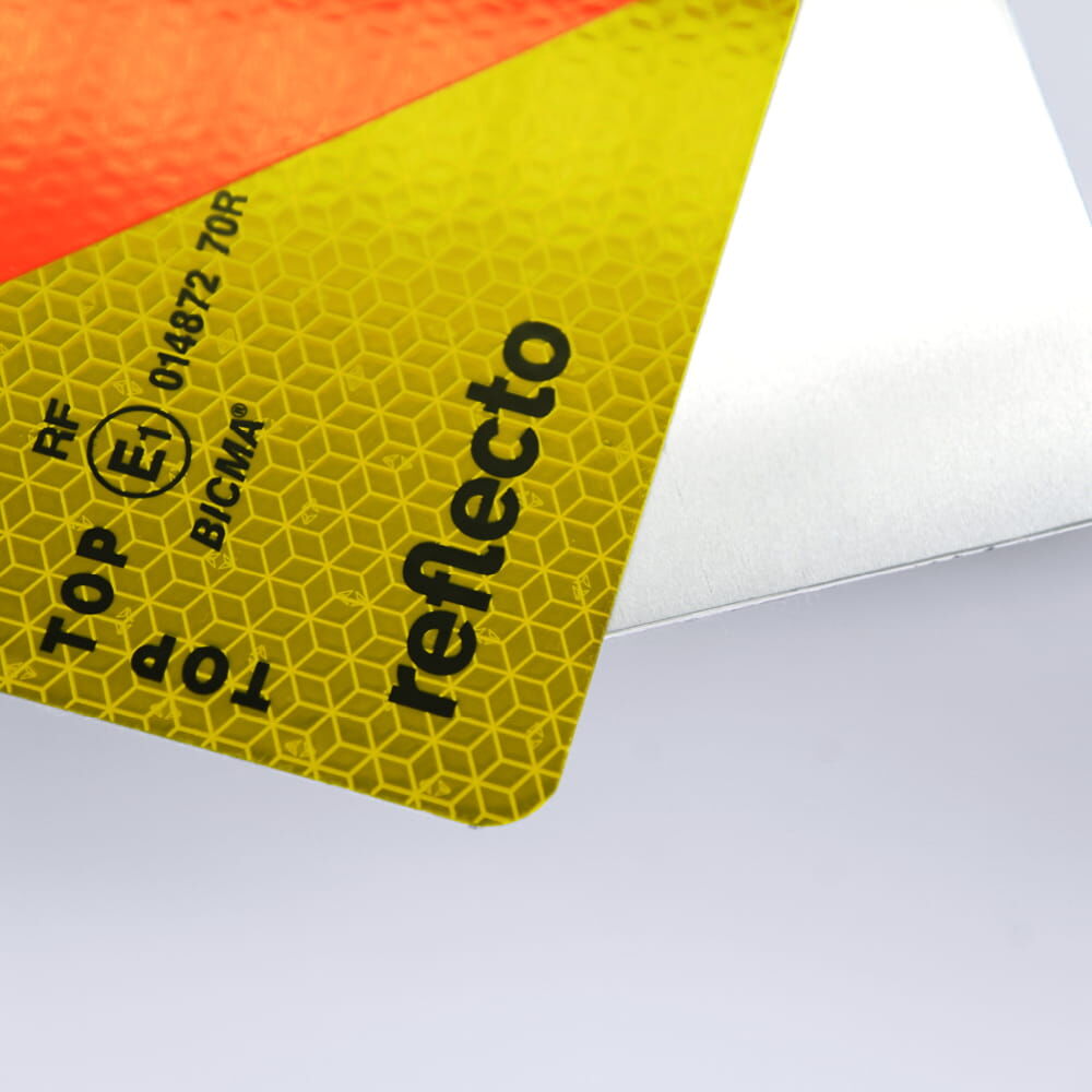 Mikroprismatische Reflexfolie gelb-rot auf Aluminiumträger