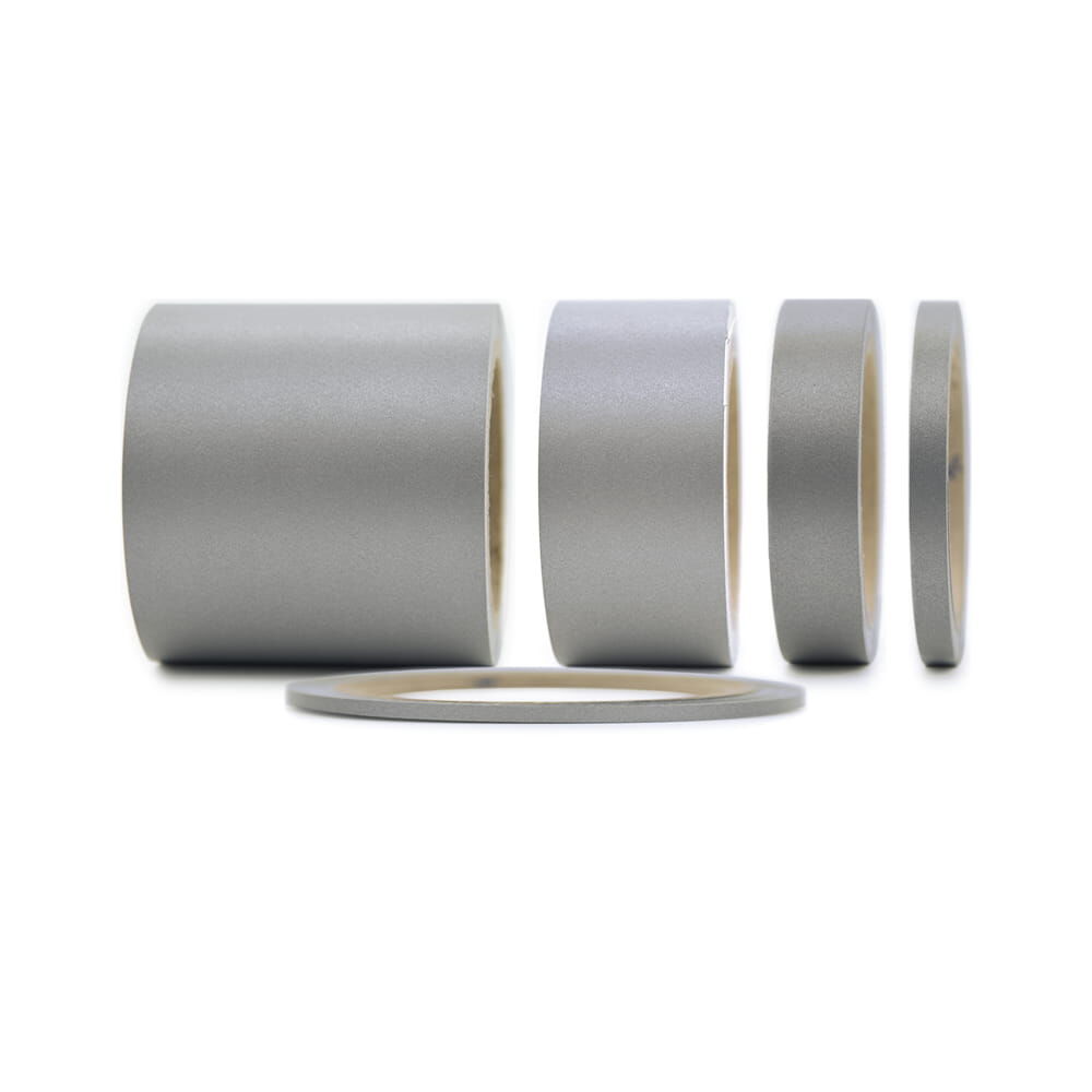 Fünf Rollen 3M 7610 Hochreflexband in Breiten 5–100 mm nebeneinander