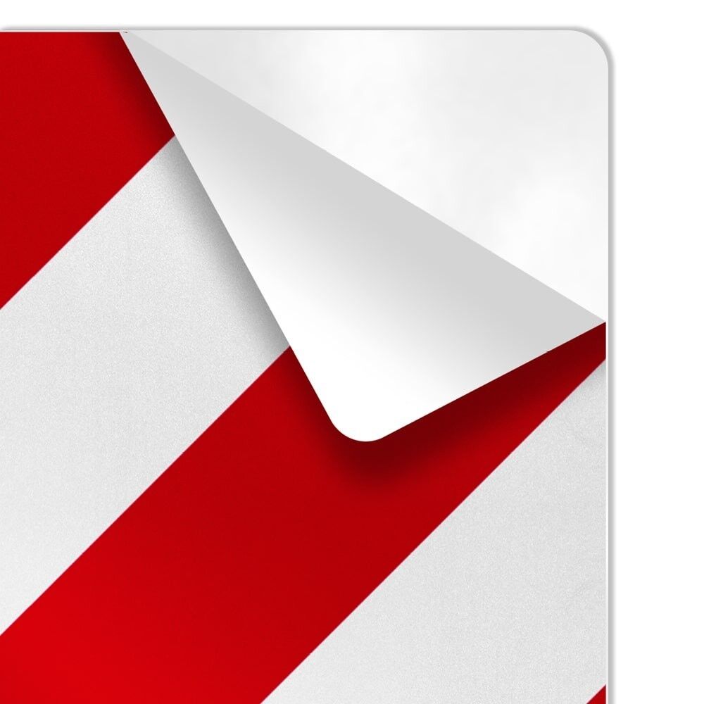 Detail Leitplatte VZ 626-10 rechts mit abgelöster Ecke, RA1