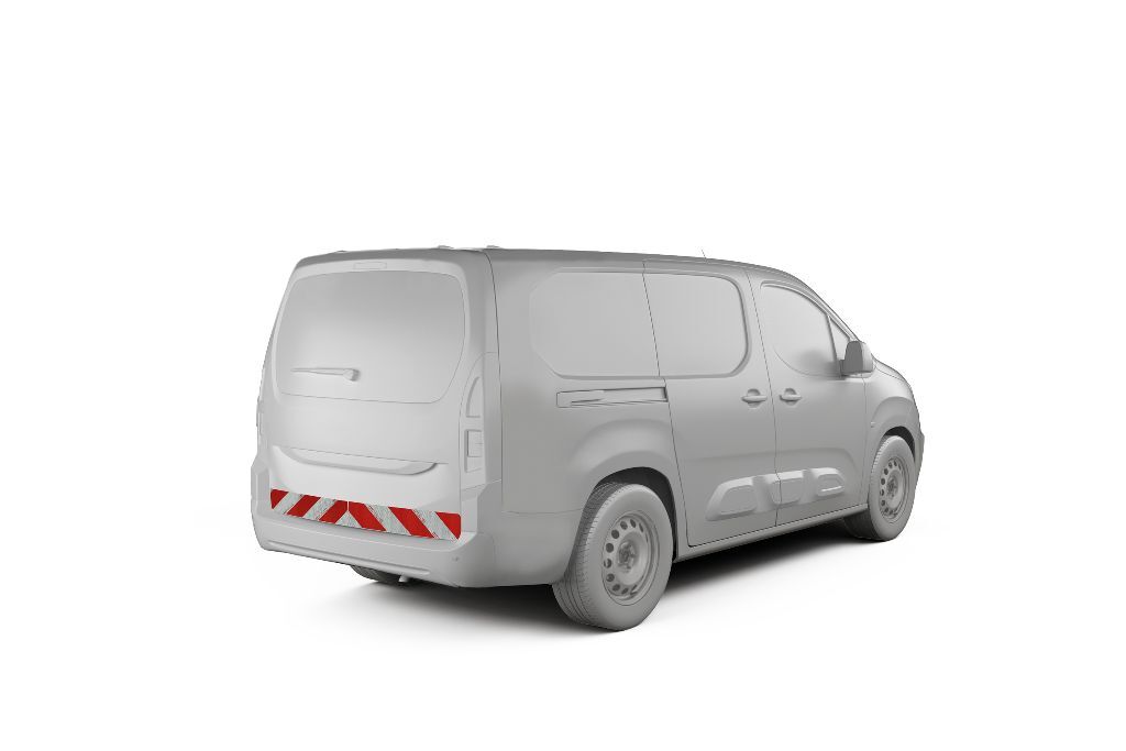 Citroen Berlingo in Variante L1 und Heckklappe mit Heckmarkierung, Baujahr 2024