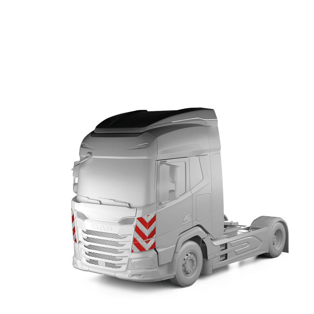 DAF XF in Frontansicht mit Komplettwarnmarkierungssatz, Baujahr 2021