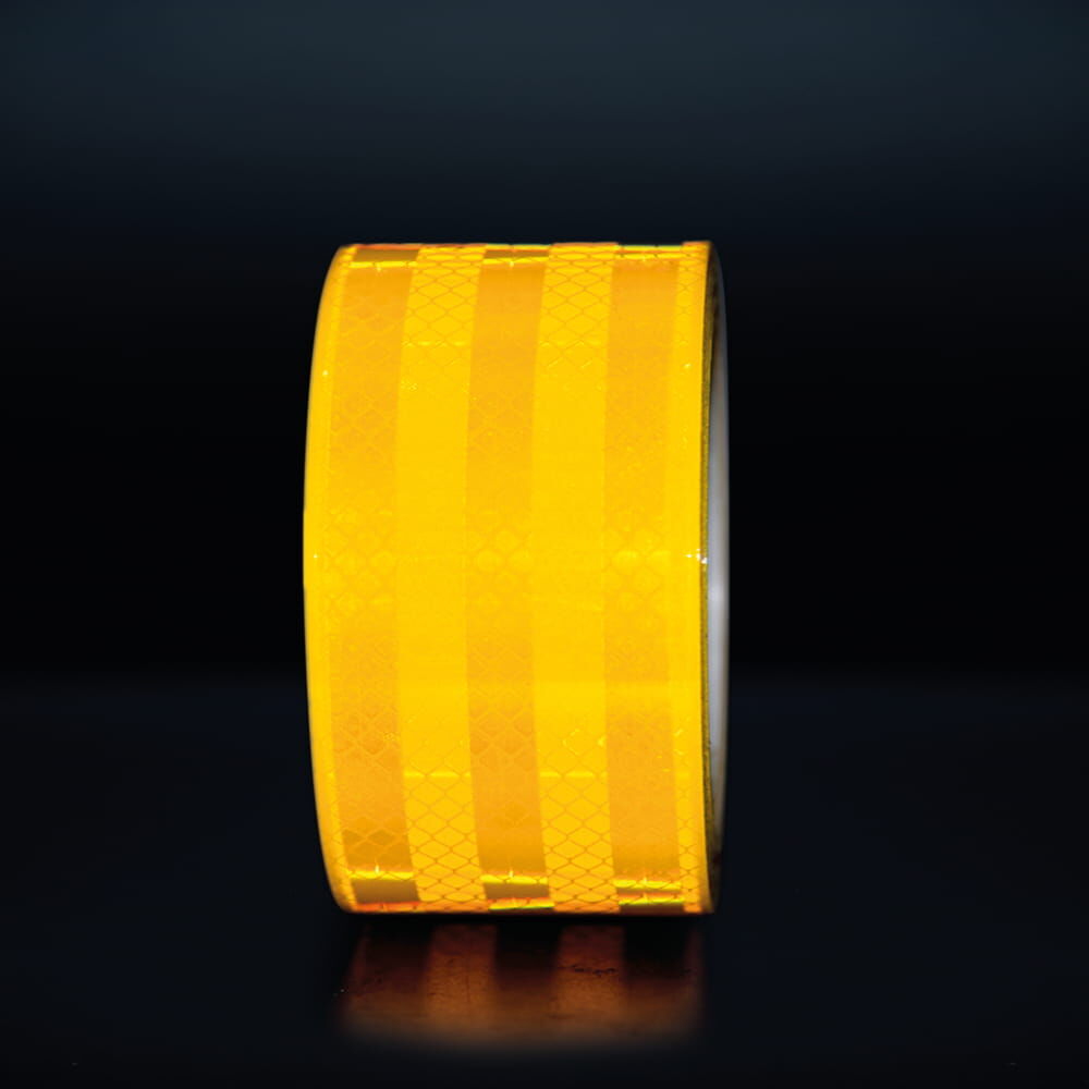 3M Konturmarkierung 983, fluor-gelb, 10 m Rolle seitlich, reflektierend