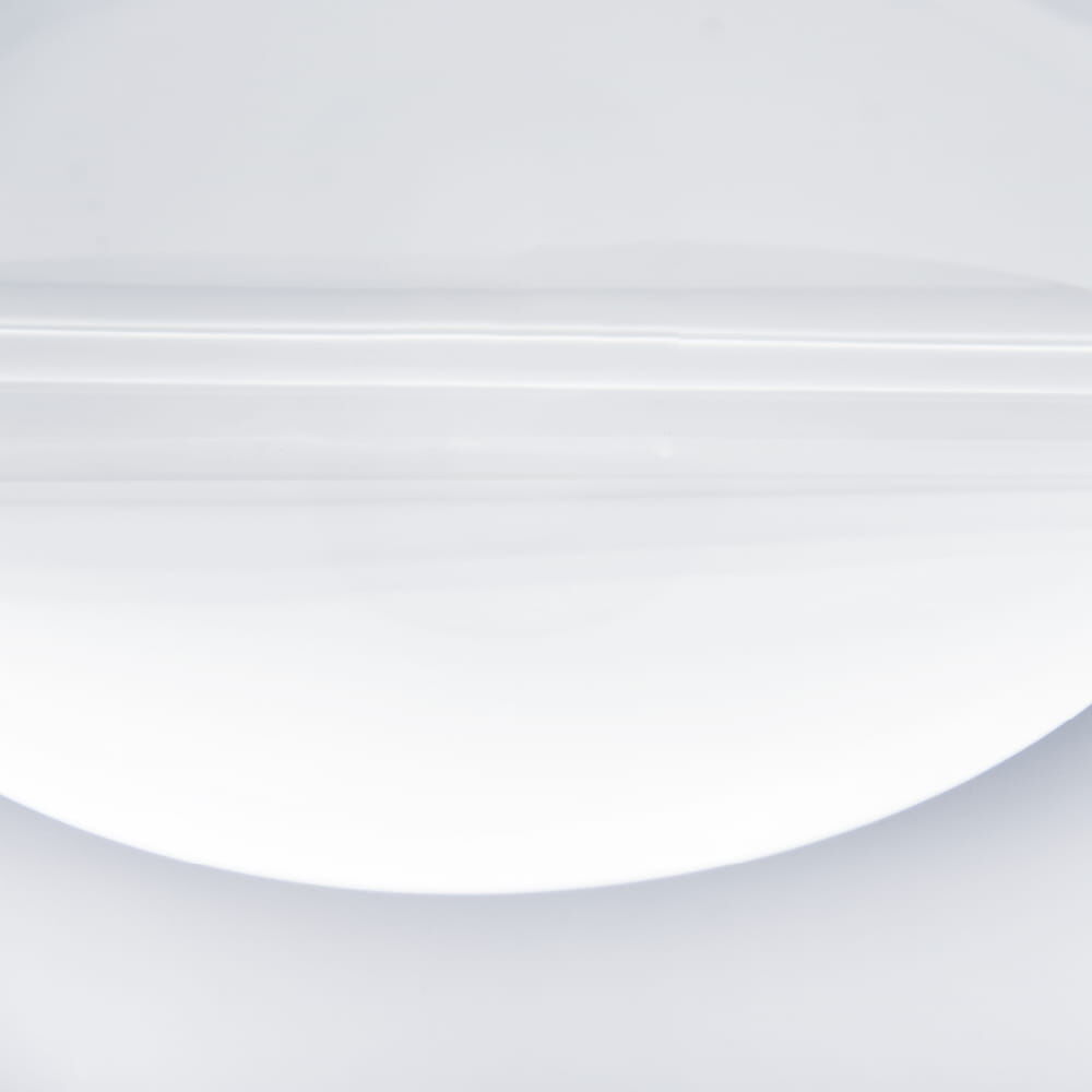 Abziehbare Schutzfolie am selbsthaftendem Geschwindigkeitsschild