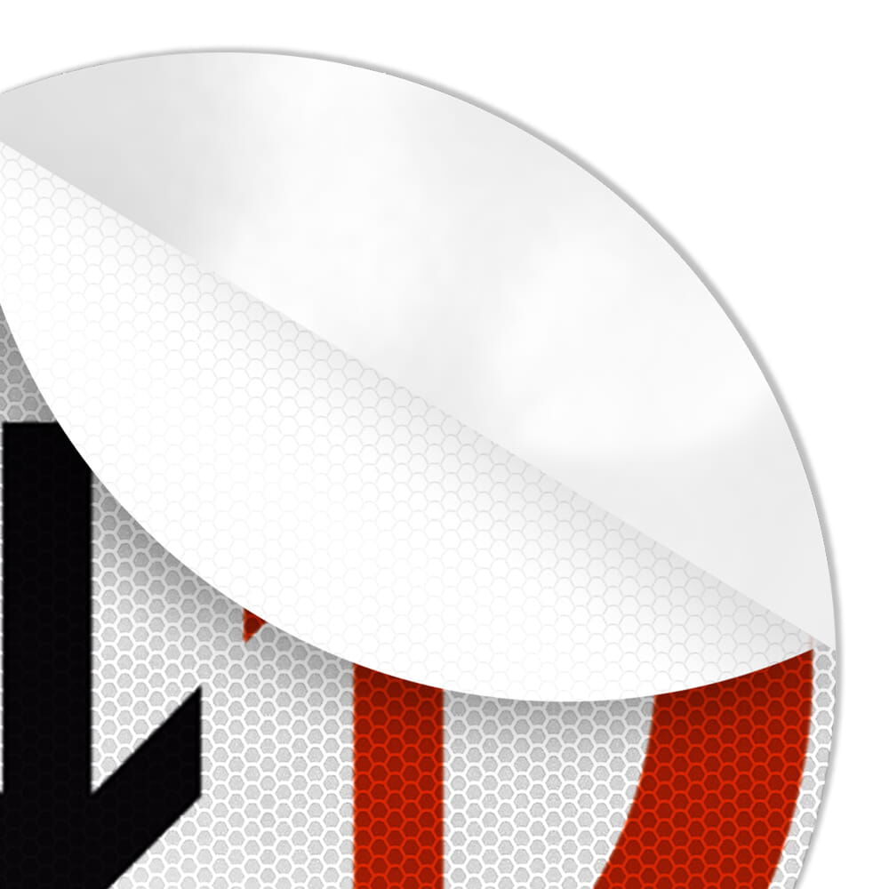 Detail: abziehbare Folie des Zeichen-208-Aufklebers (Kleberückseite)