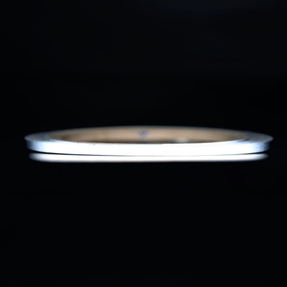 5 mm Rolle 3M 7610, stark reflektierend auf schwarzem Hintergrund