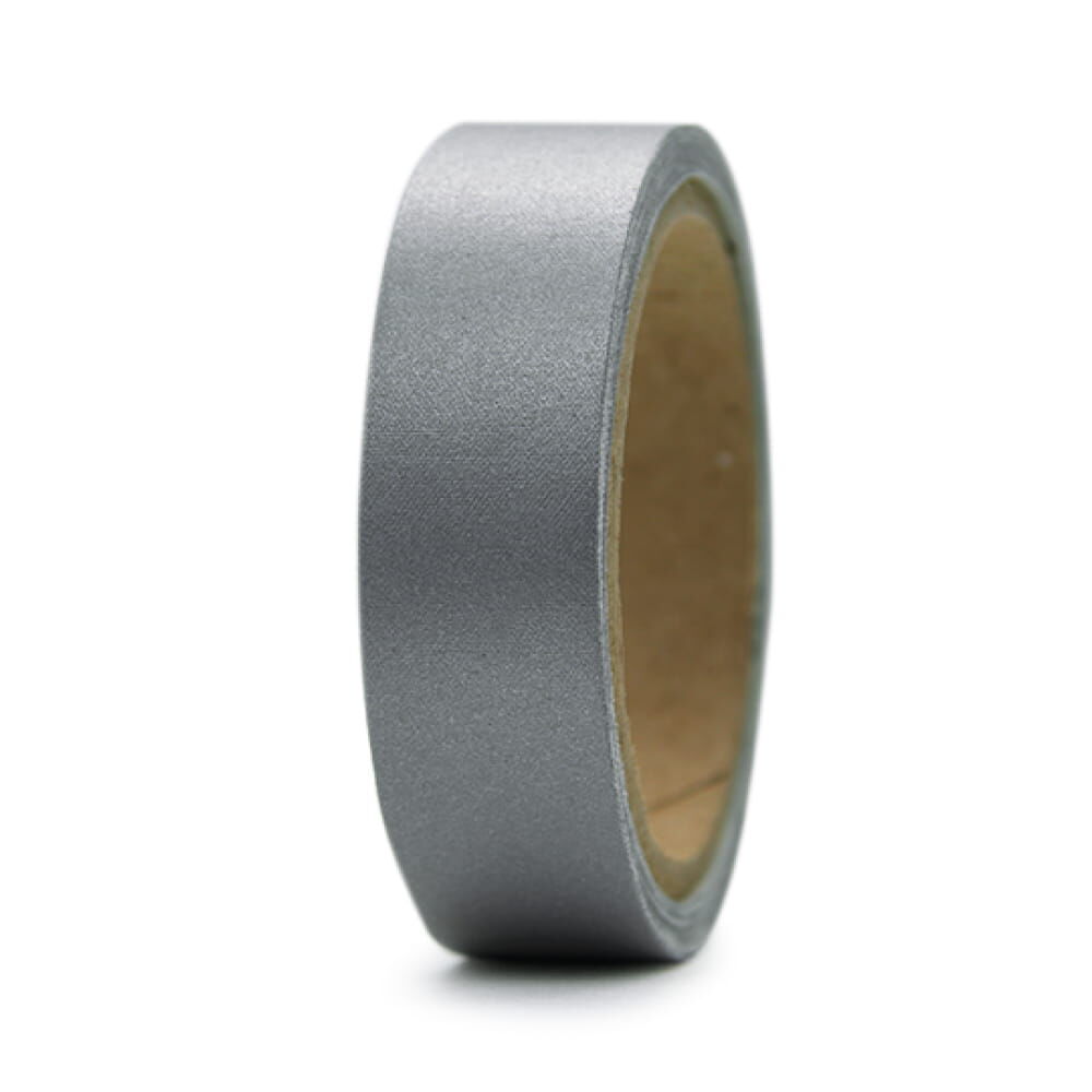 Frontale Ansicht der 5 m 3M Scotchlite 9945 Reflexgewebe-Rolle, silber. Rollenbreite 25,4 mm