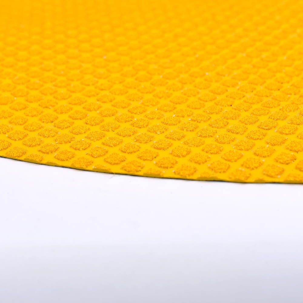 Detailansicht der genoppten 3M Stamark Oberfläche