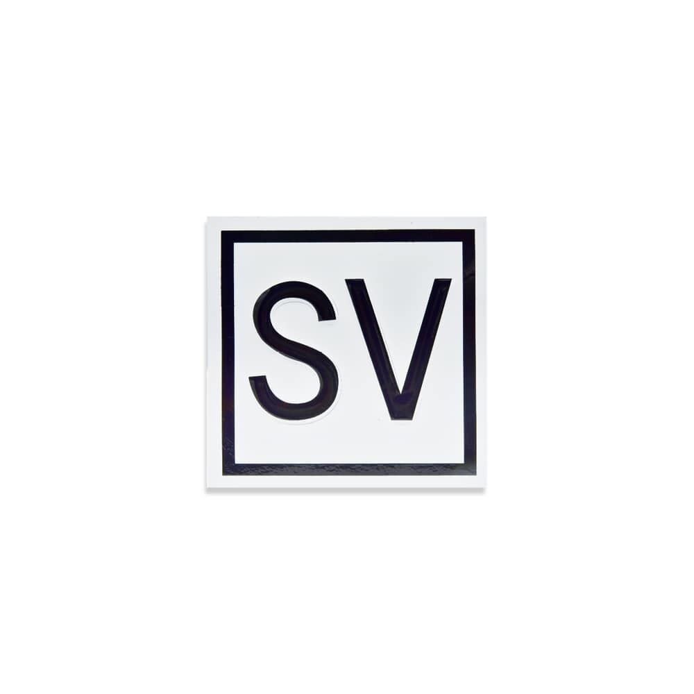 SV-Schild 120 mm Vorderseite, weiß mit schwarzem Rand und erhabener SV-Prägung